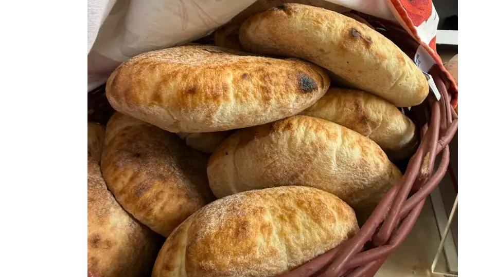 Самун хляб печен на място